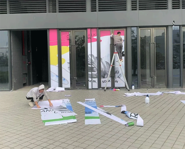 成都廣告噴繪怎么制作？噴繪制作流程有哪些內(nèi)容呢？